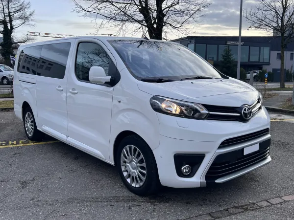 TOYOTA Proace Verso 2.0 D-4D Shuttle